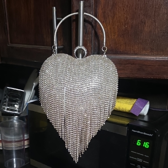 Silver Heart-Shaped Rhinestone Handbag - Picture 1 of 10
